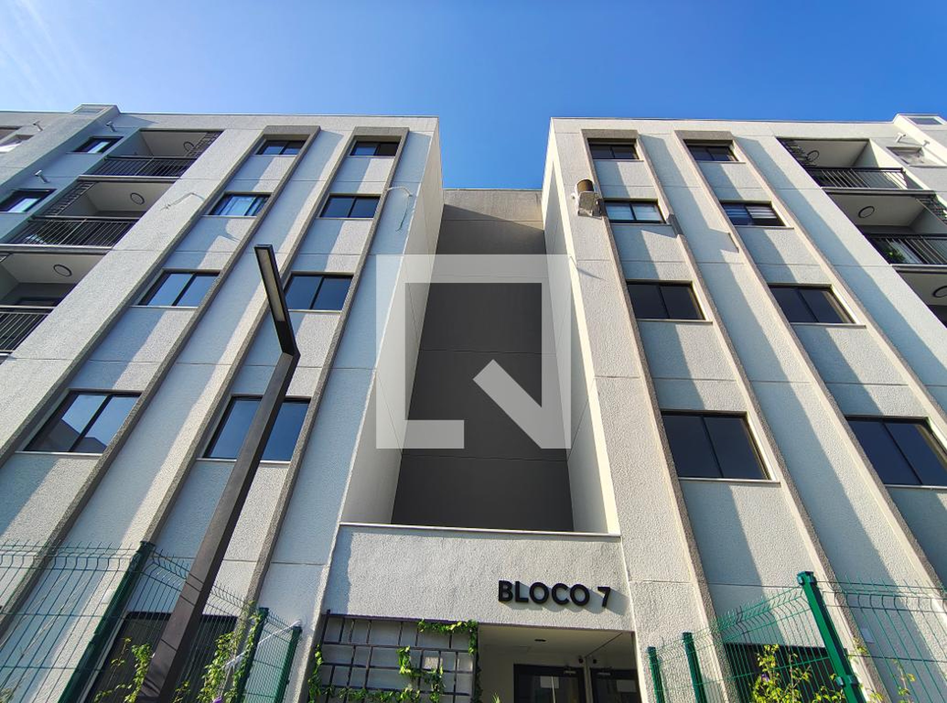 Fachada Condomínio Living Parque Jardim Jasmim