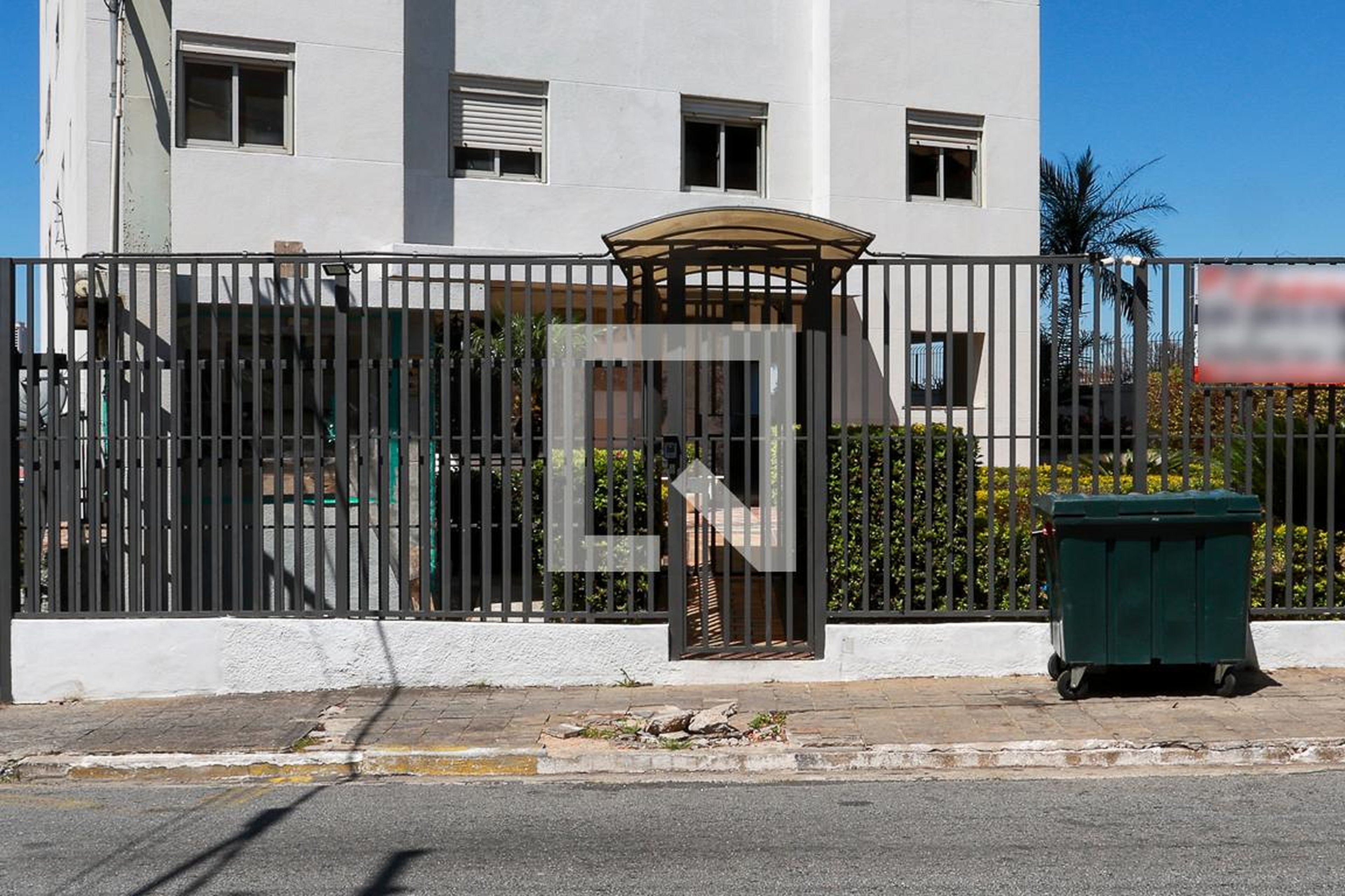 Fachada do condomínio Condomínio Dijon