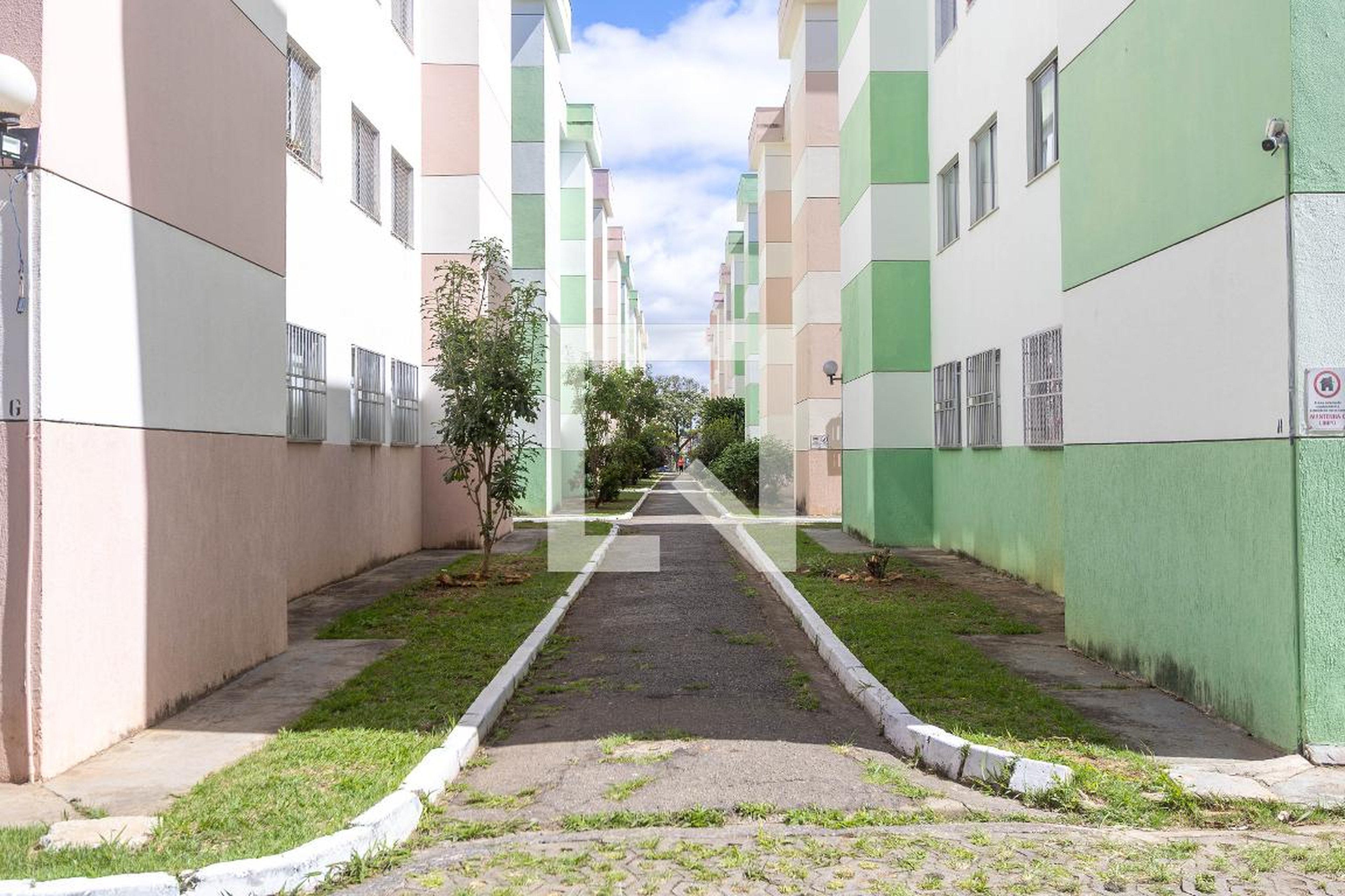 Condomínio - Residencial Serjusmig