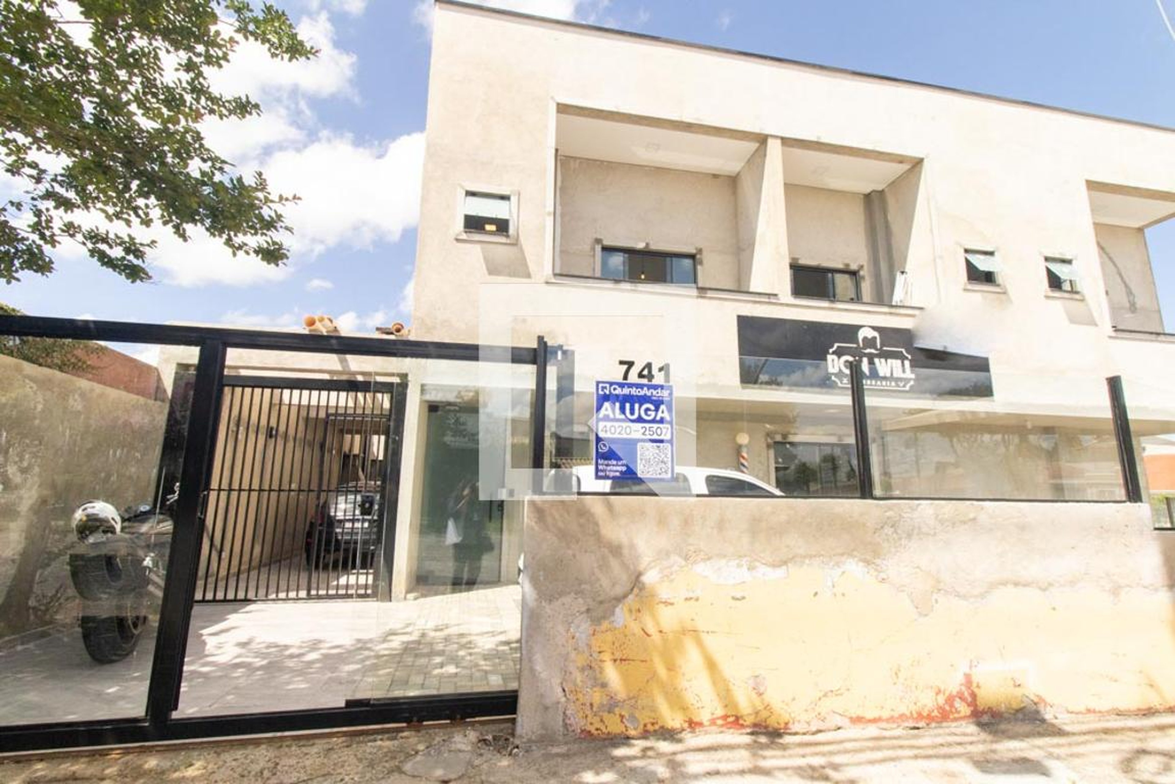 Fachada Condomínio em Rua Doutor Joaquim Ignácio Silveira da Motta, 741