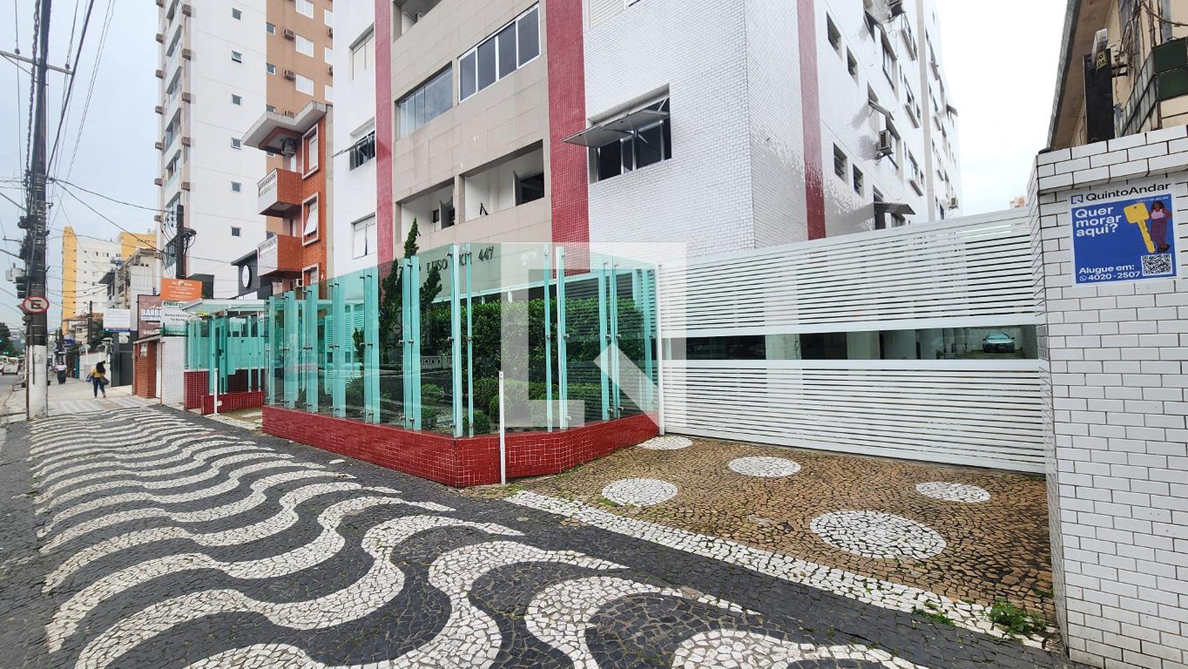 Fachada Condomínio em Avenida Bernardino de Campos, 447