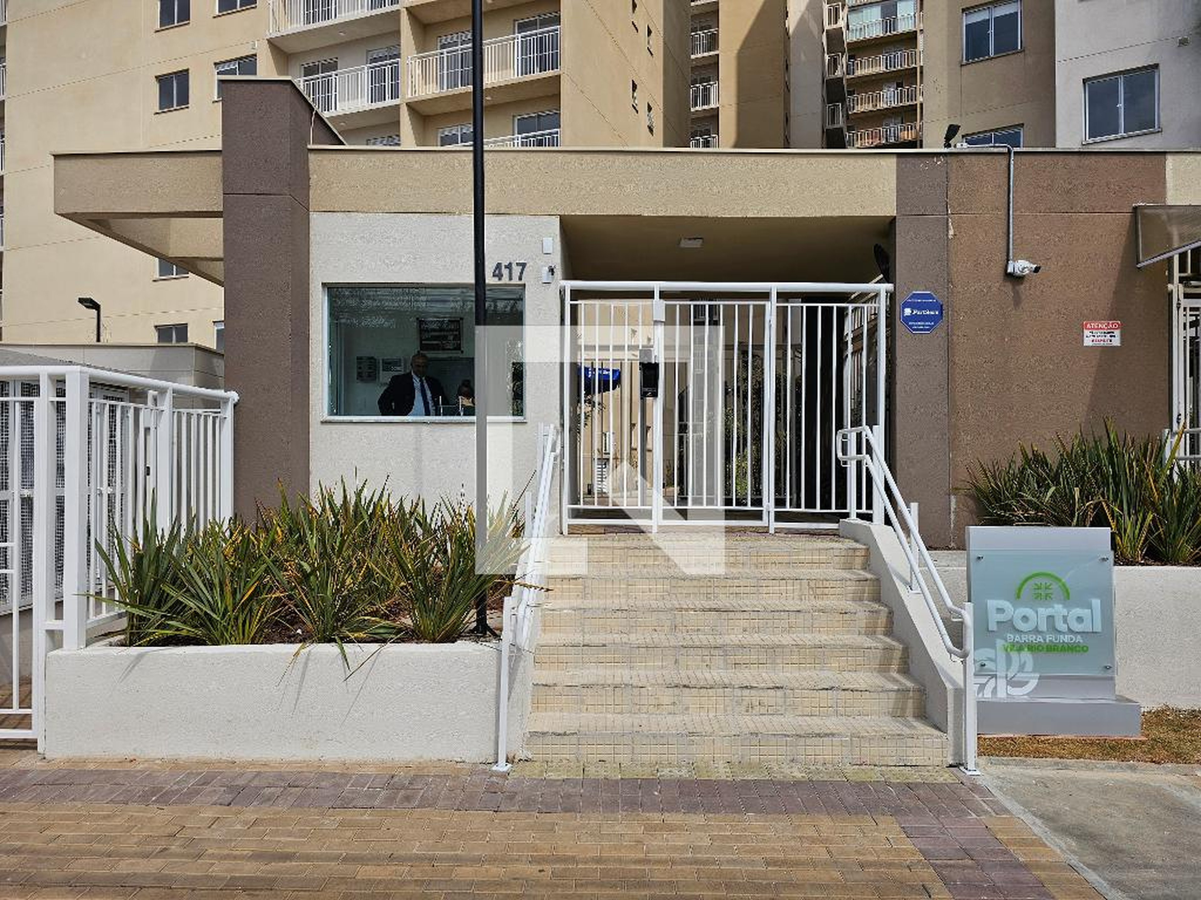 Fachada Condomínio em Avenida Rudge, 471