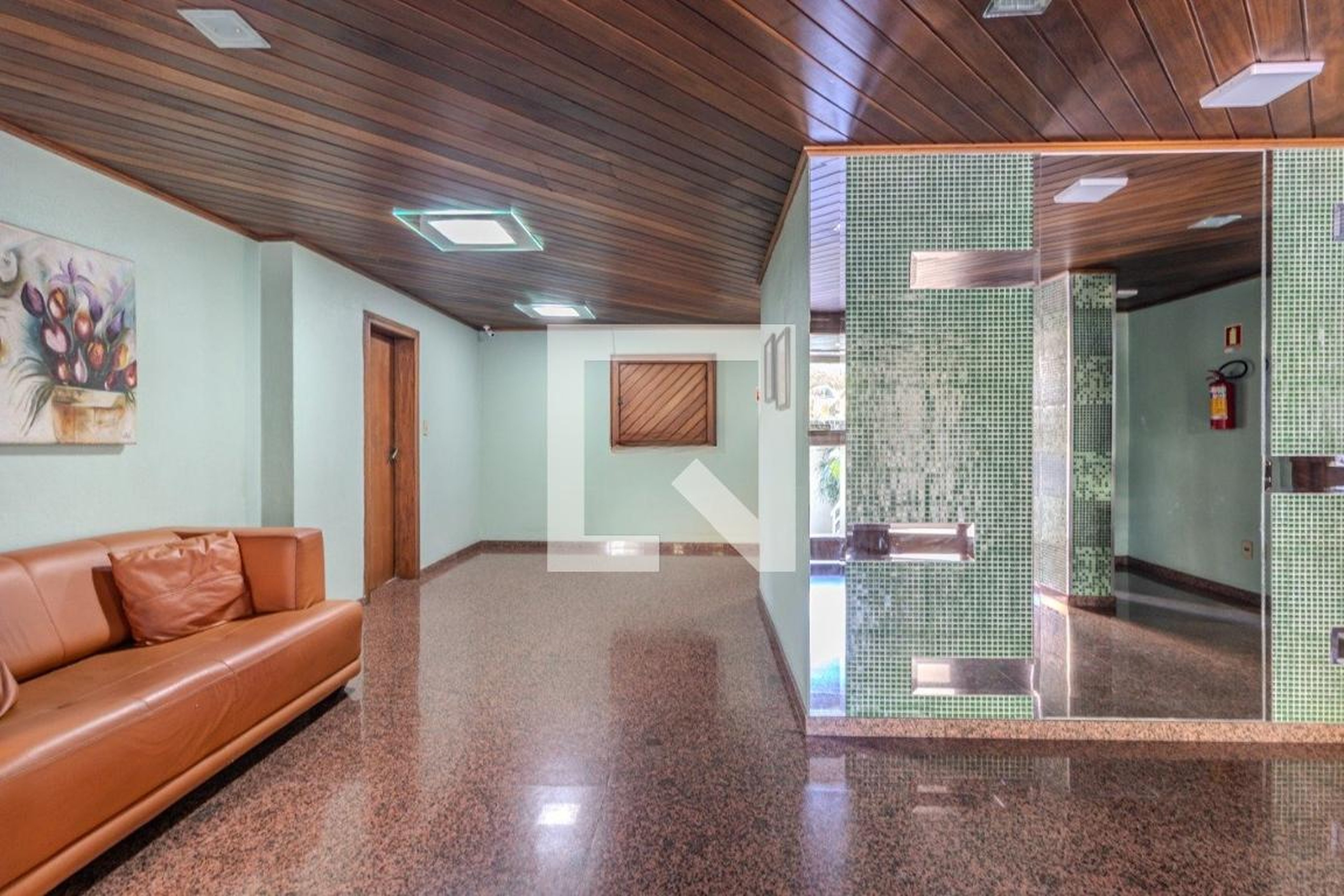 Hall - MONTE CRISTALO