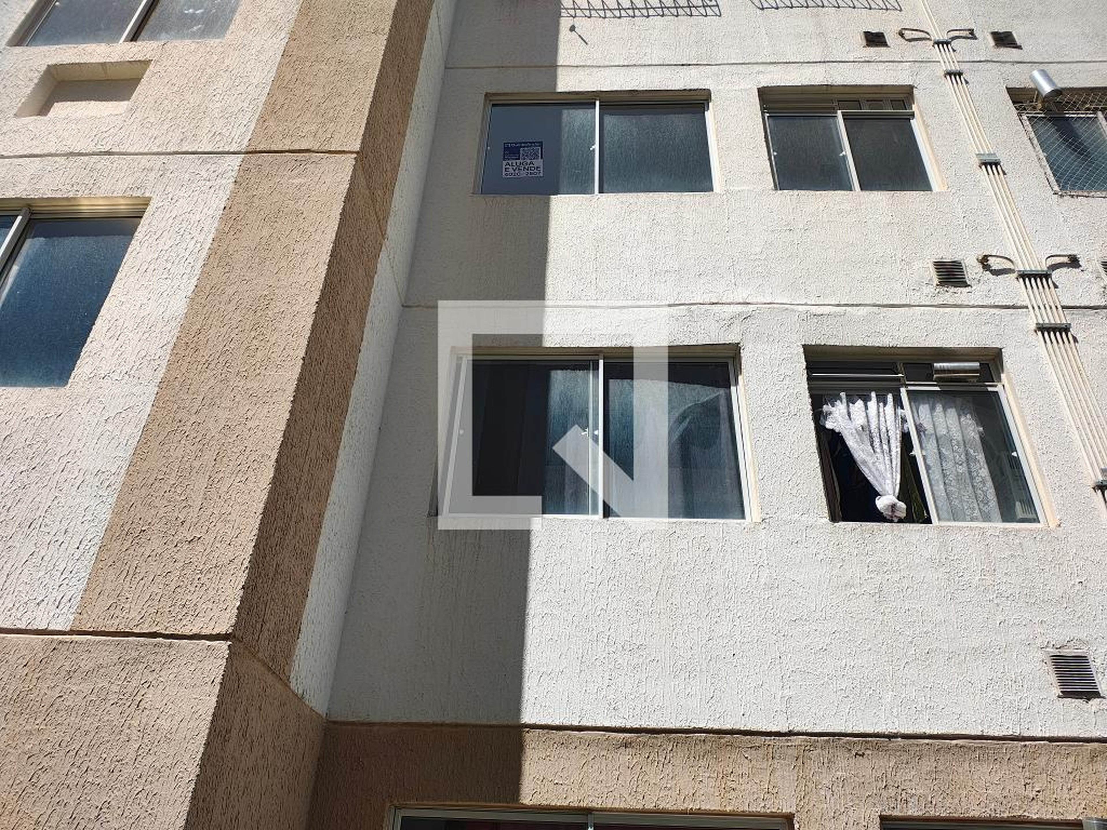 Fachada Condomínio em Estrada Campo da Areia, 307