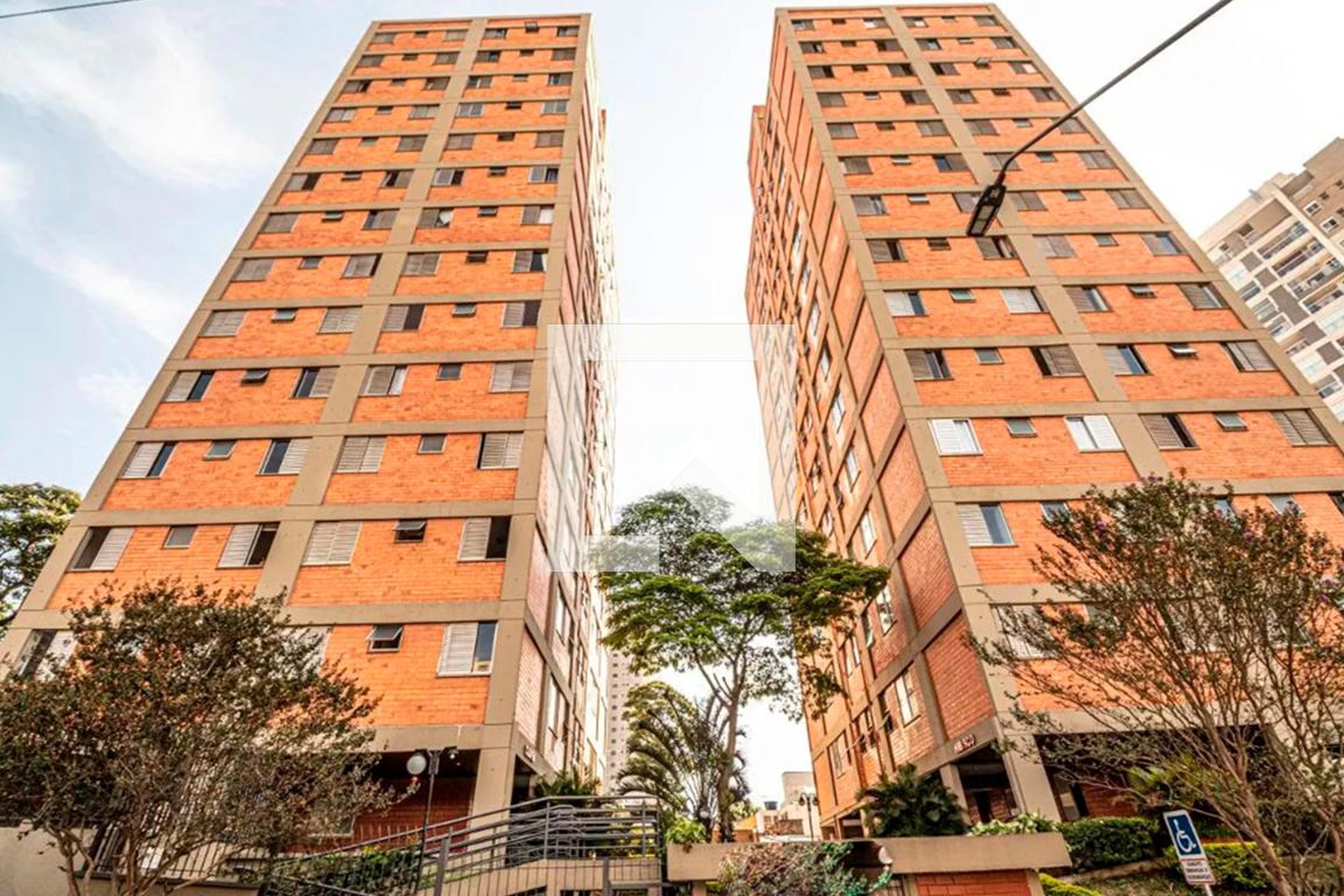 Fachada Edifício Conjunto Floreo