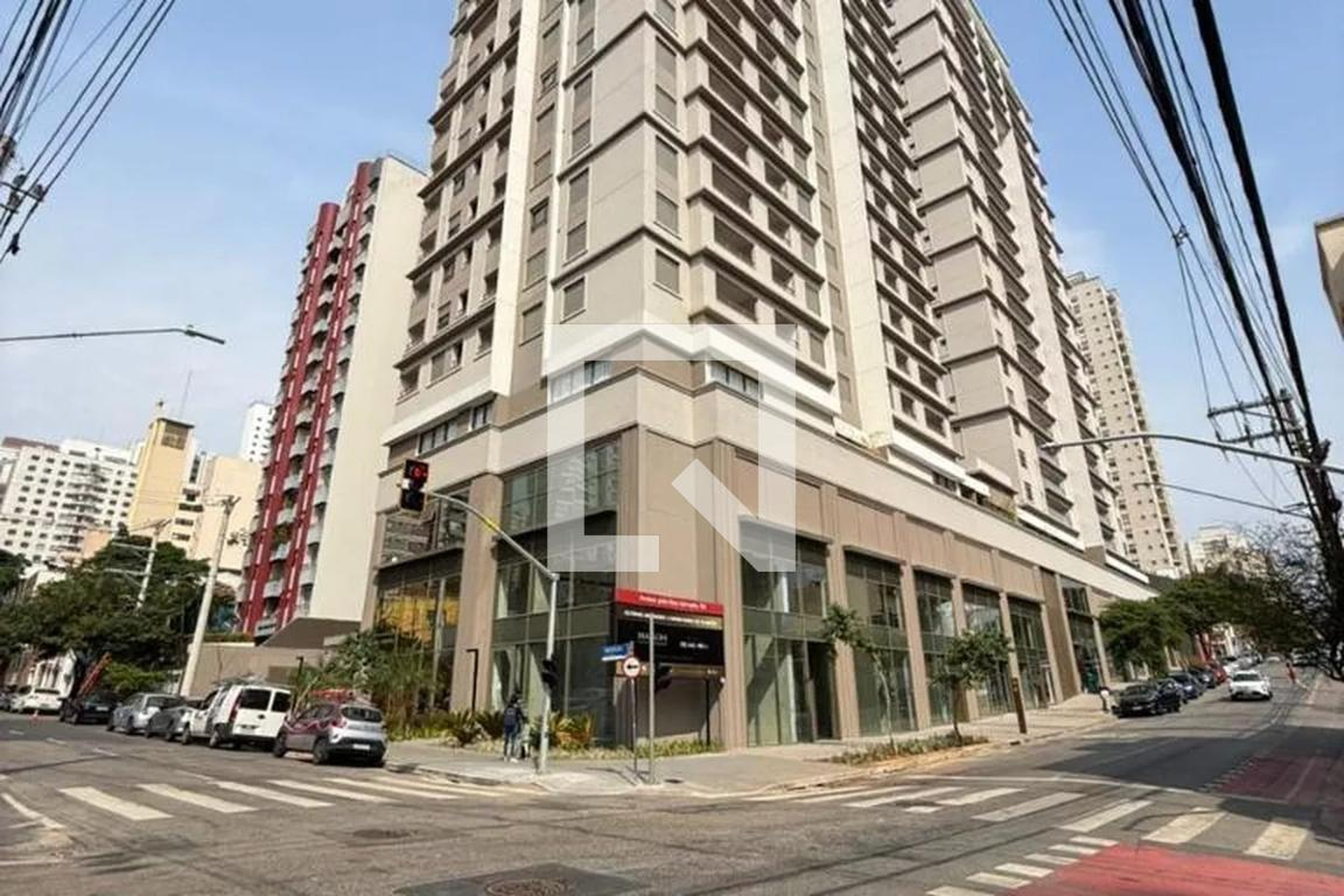 Fachada Condomínio em Rua Apiacás, 200