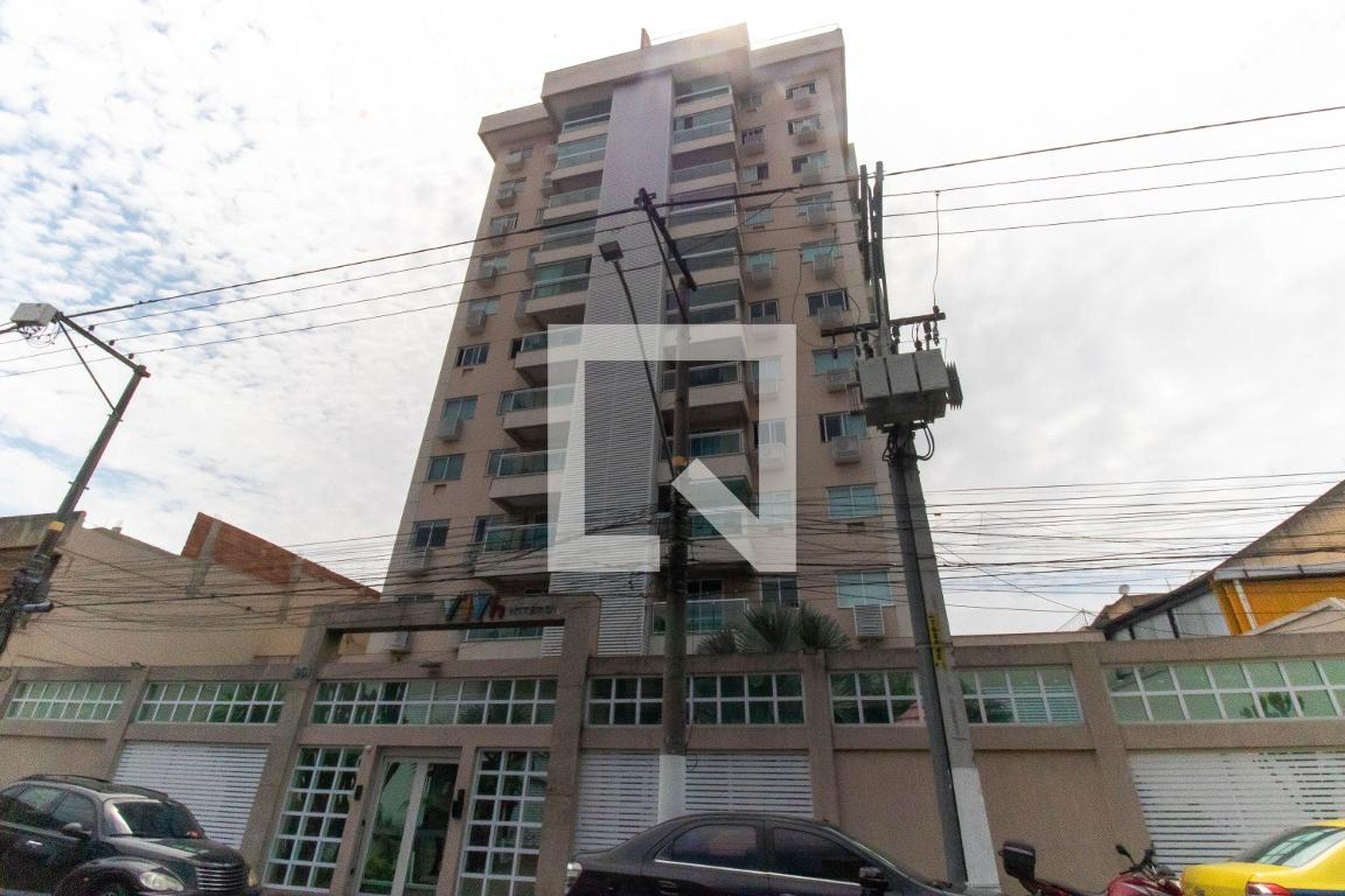 Fachada Condomínio em Rua Barão do Amazonas, 156