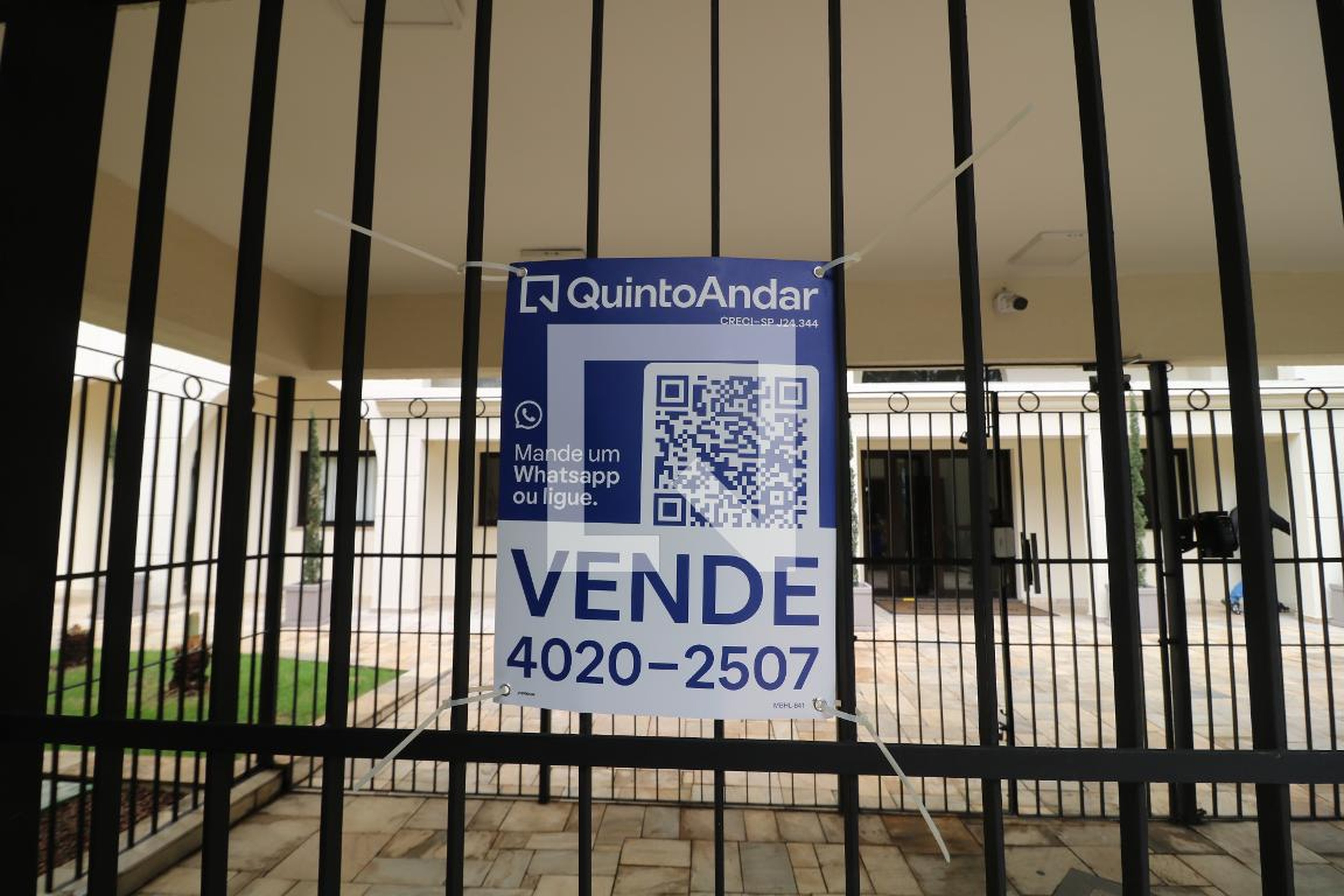 Fachada Edifício Pietra Victória