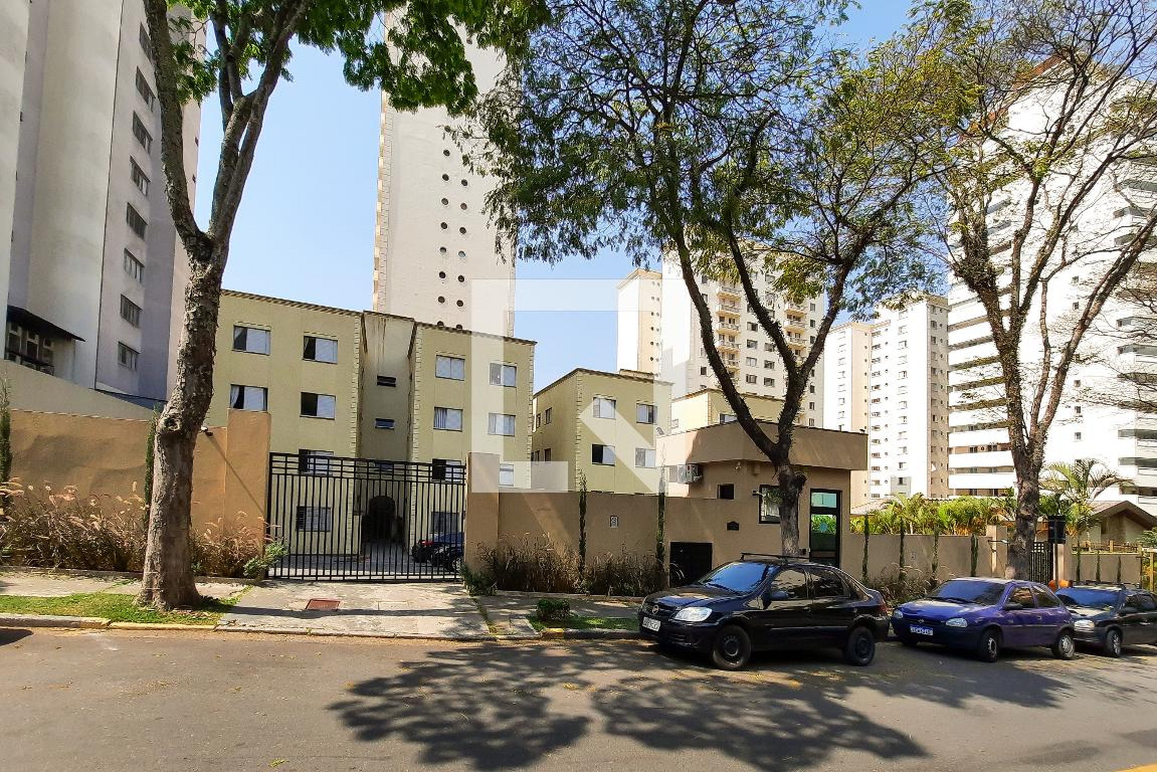 Fachada Condomínio em Rua Domiciano Rossi, 359