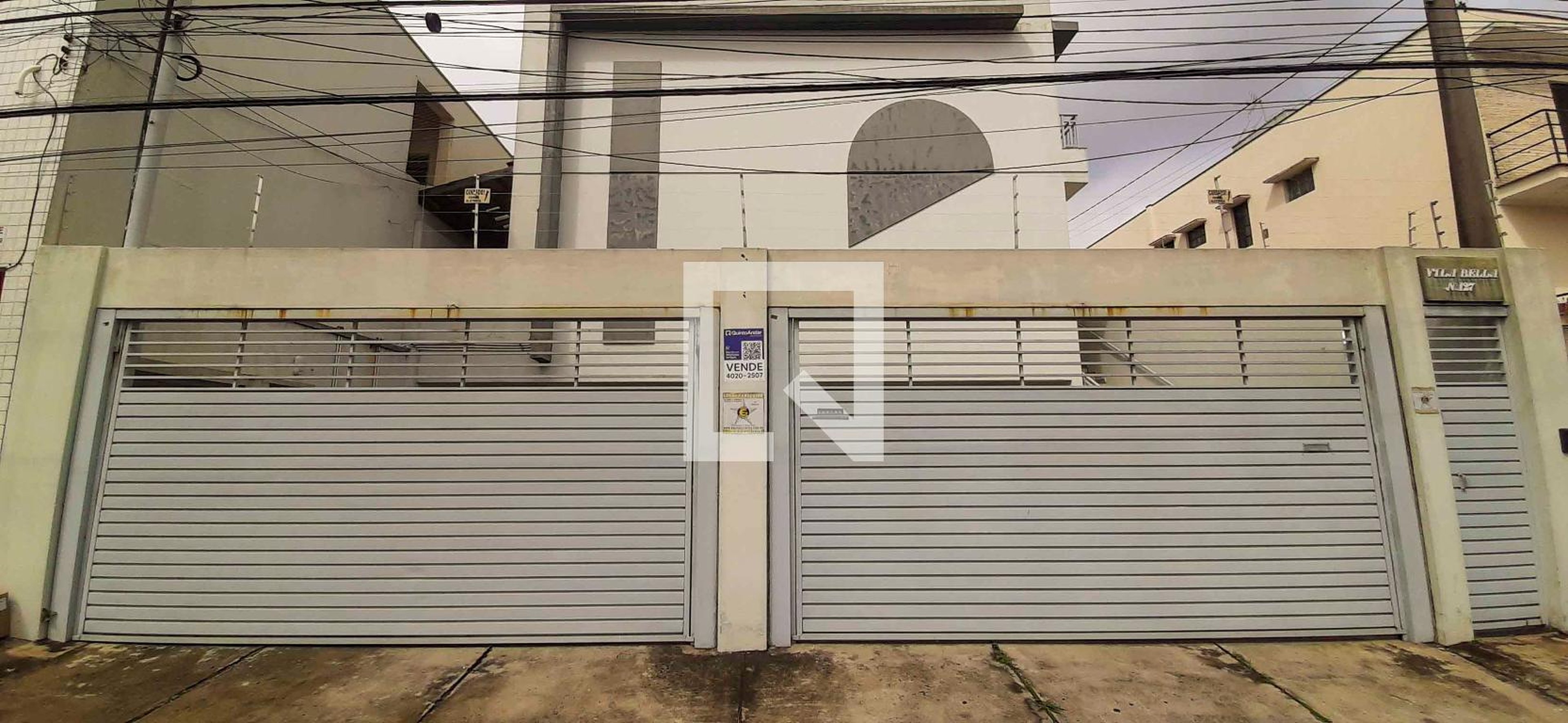 Fachada do Condomínio Condomínio em Rua Francisca Mercedes de Oliveira, 127