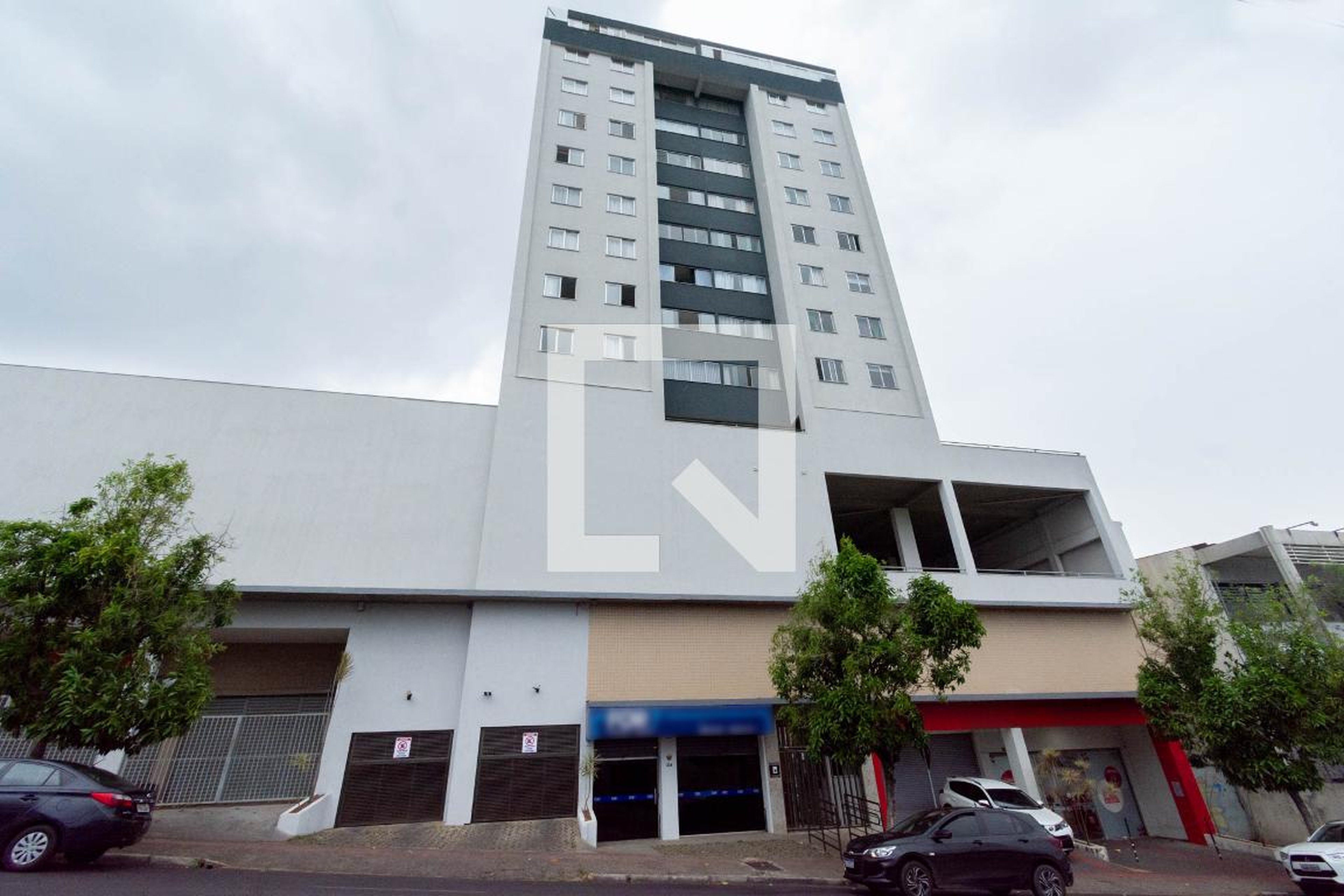 Fachada Condomínio em Rua Caetano Pirri, 232