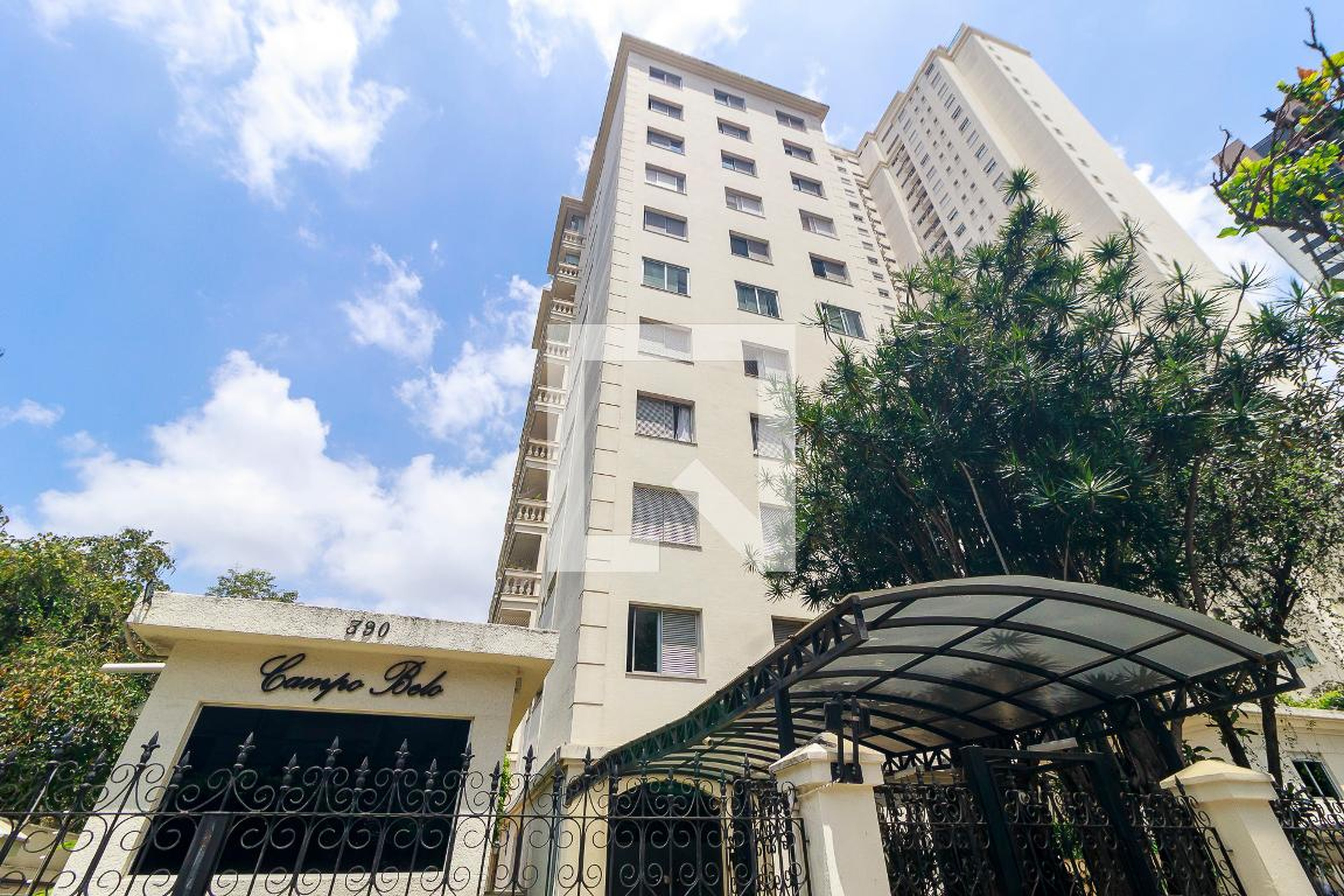 Fachada Condomínio Campo Belo