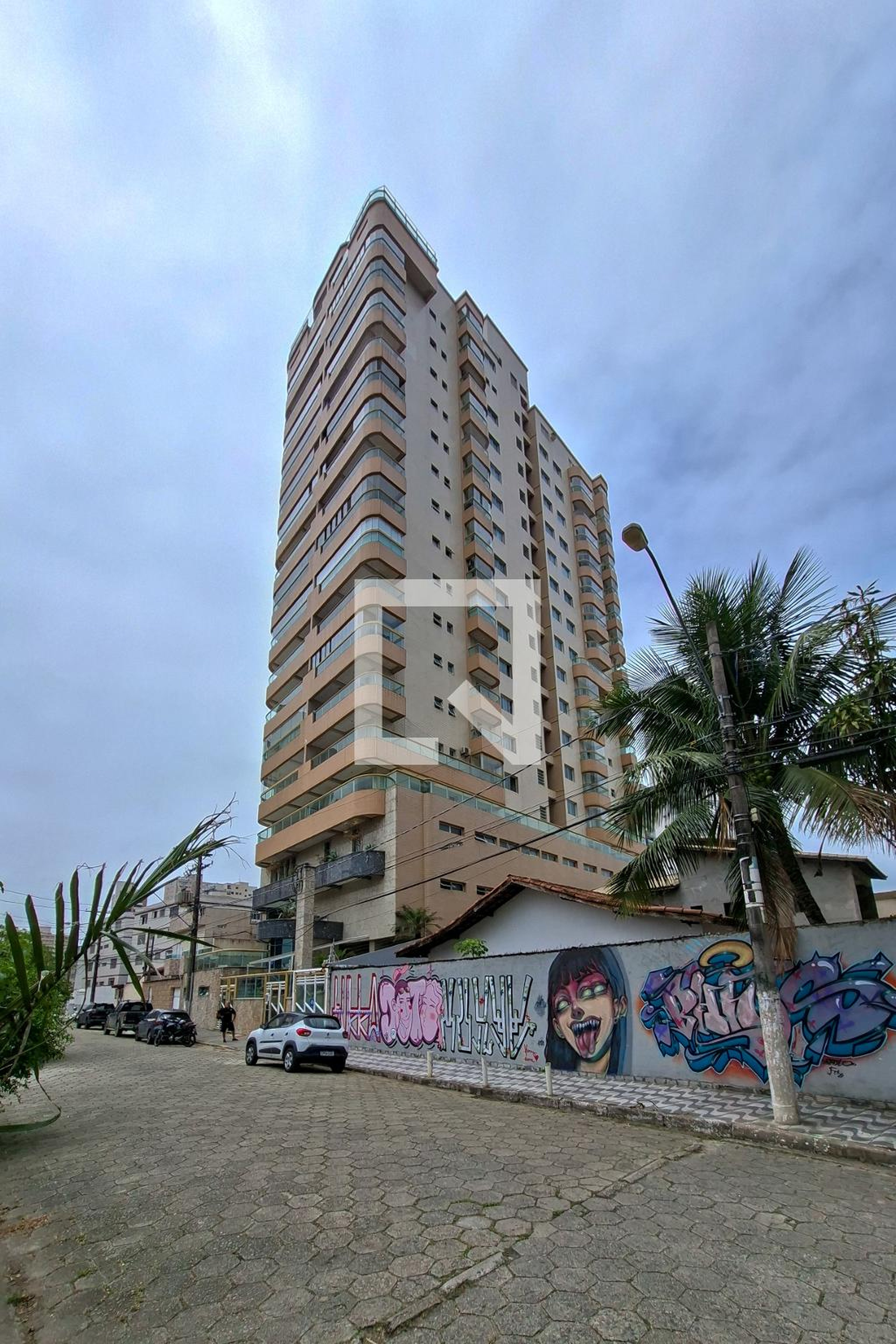 Fachada do Prédio Condomínio em Rua Tupinambás, 33