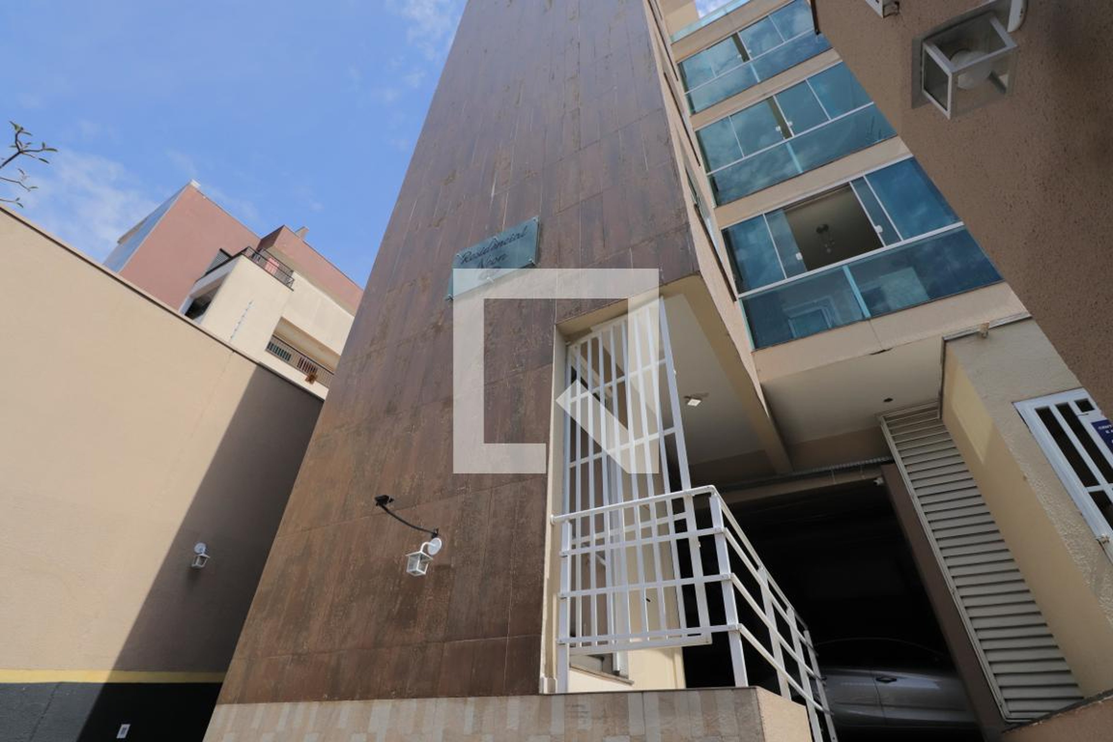 Fachada do Prédio Residencial Neon