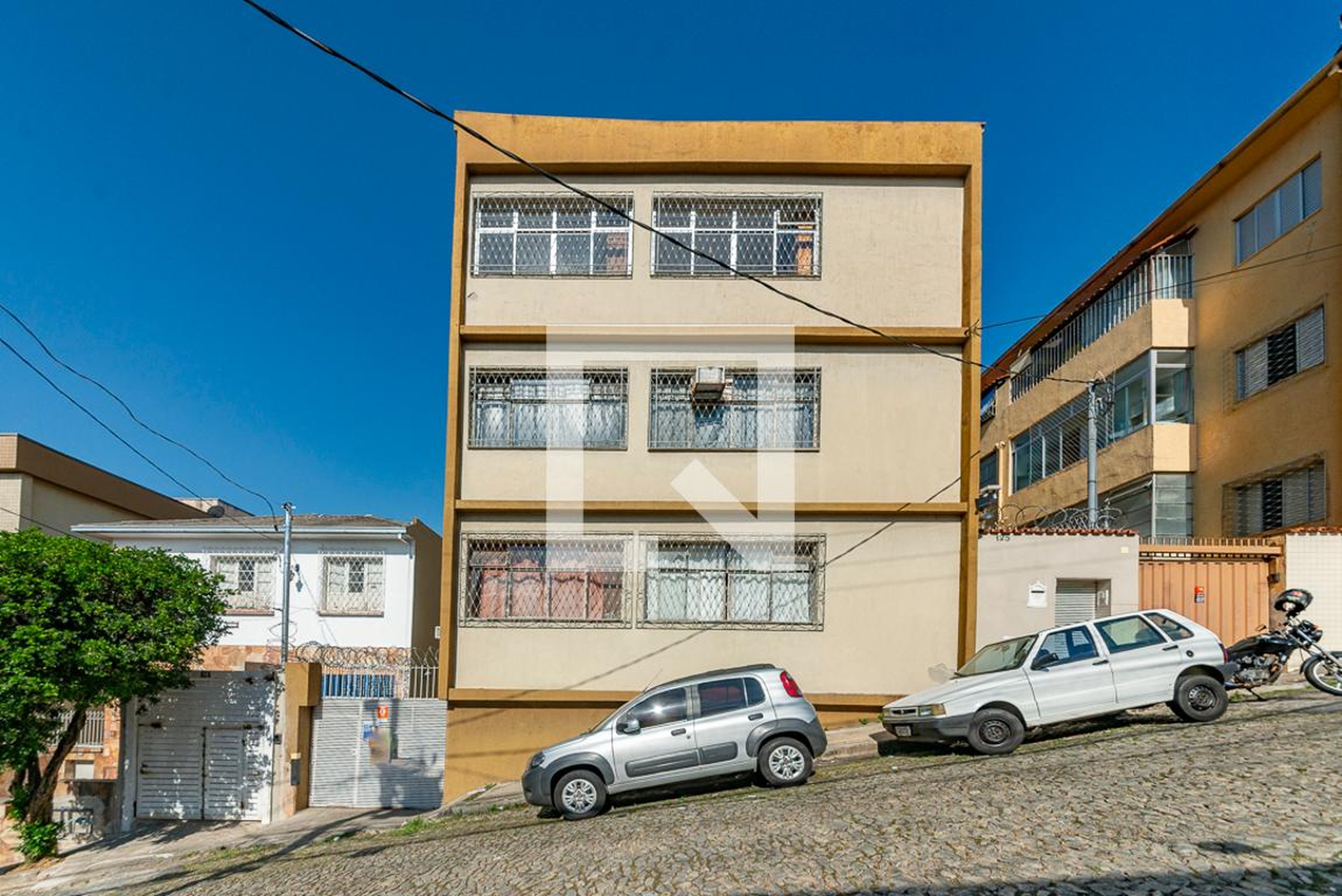 Fachada Condomínio em Rua Japão, 125