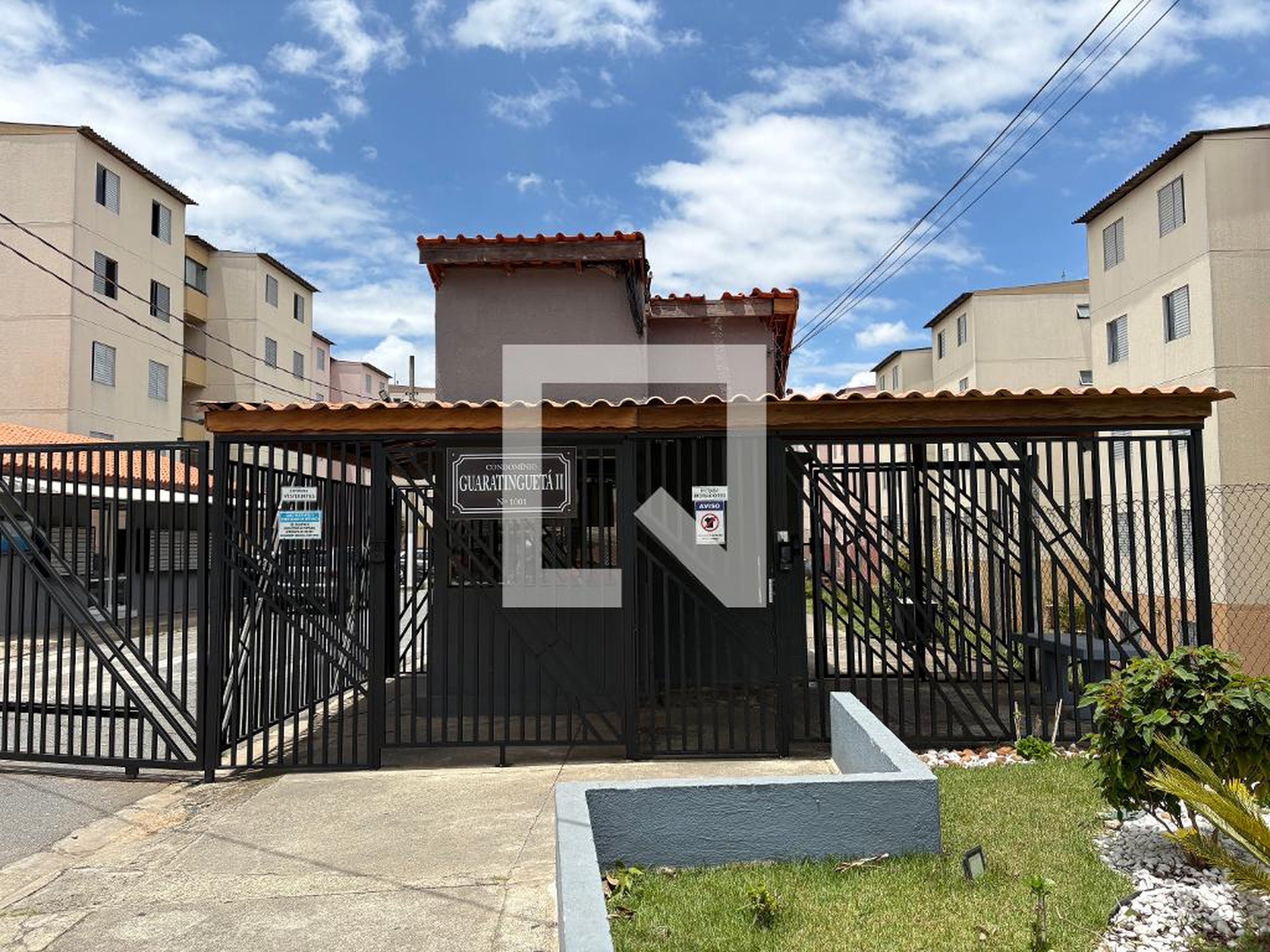 Fachada Condomínio Guaratingueta II