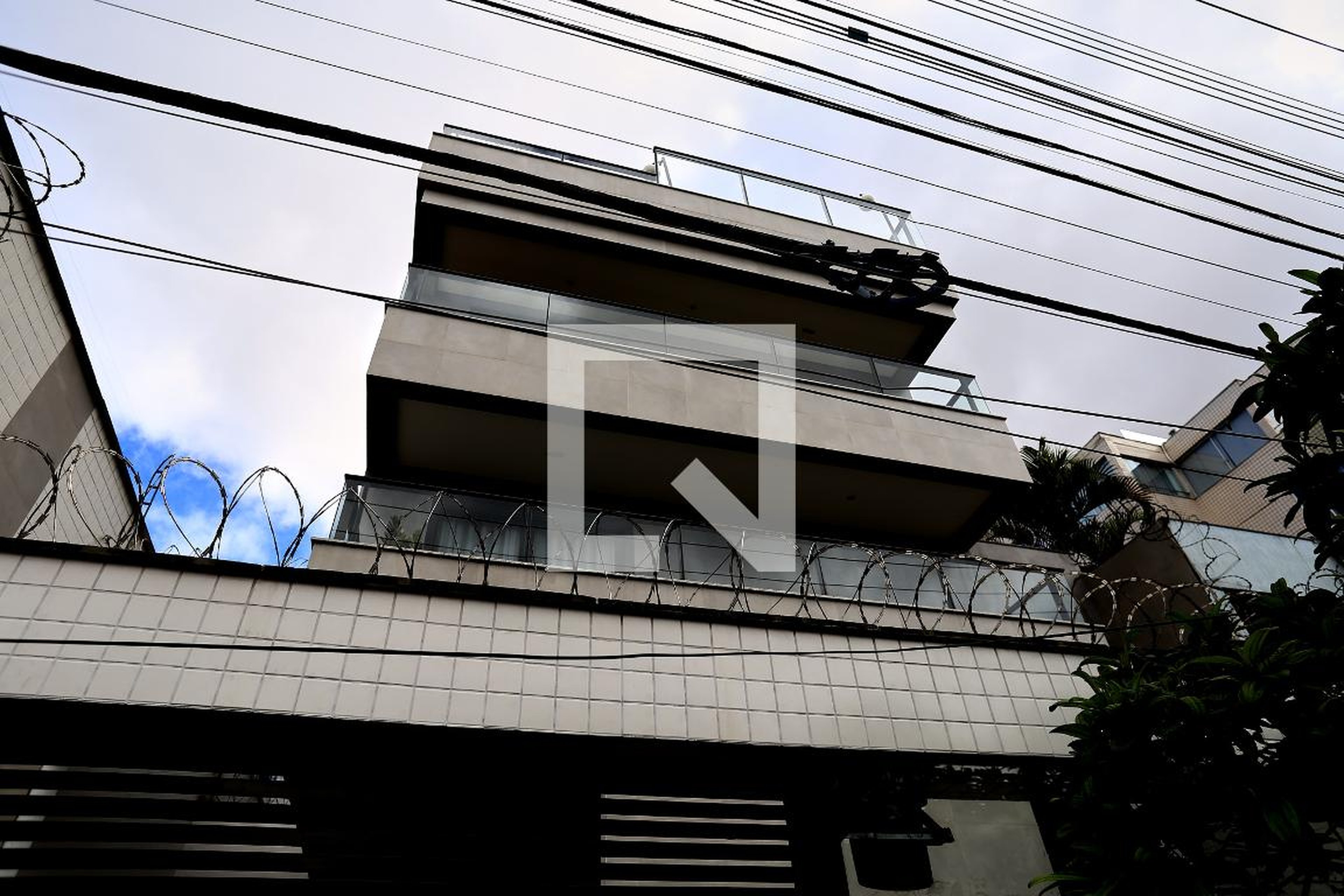 Fachada Condomínio em Rua Eurita, 627