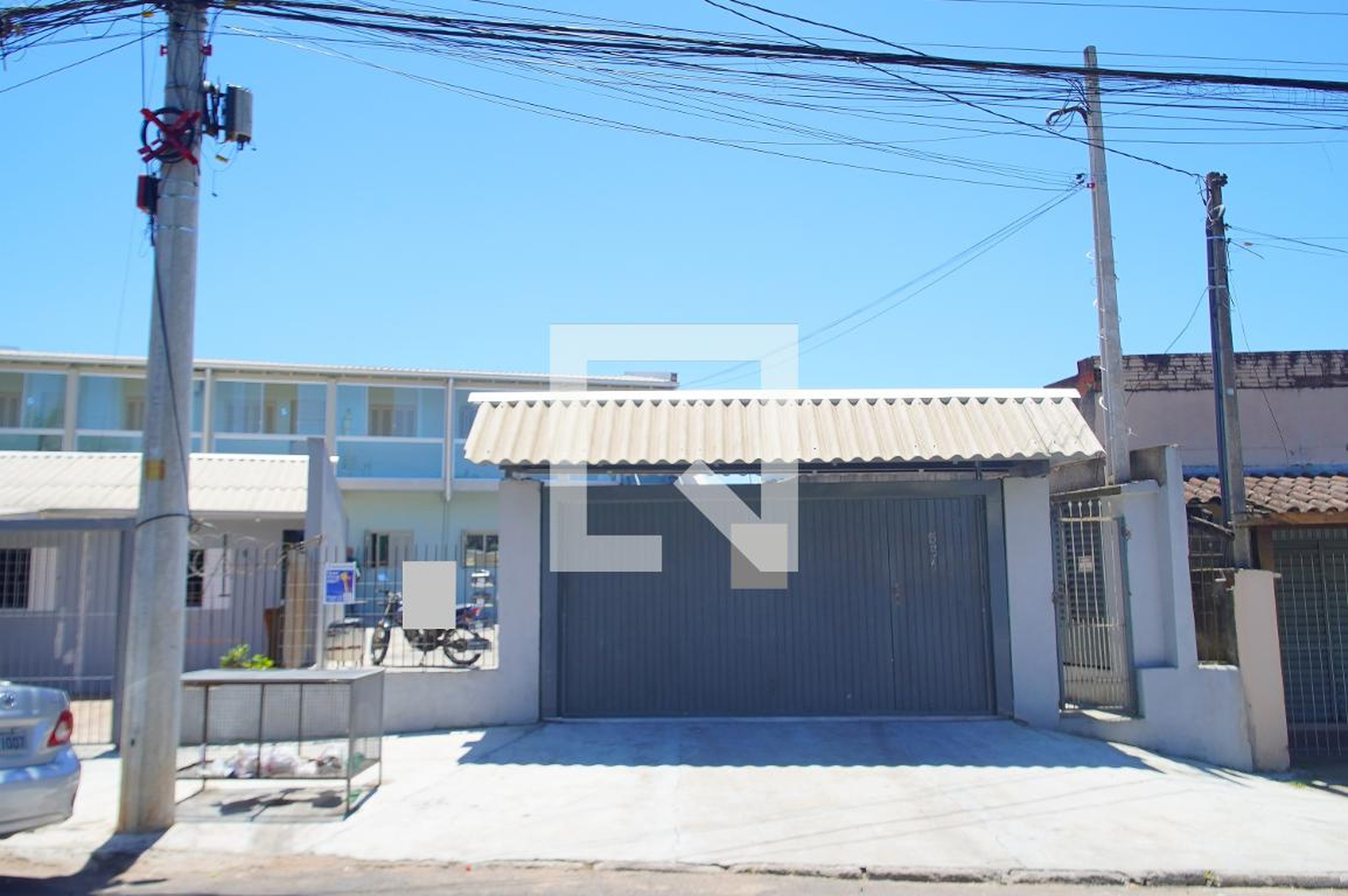 Fachada Condomínio em Rua do Bosque, 561