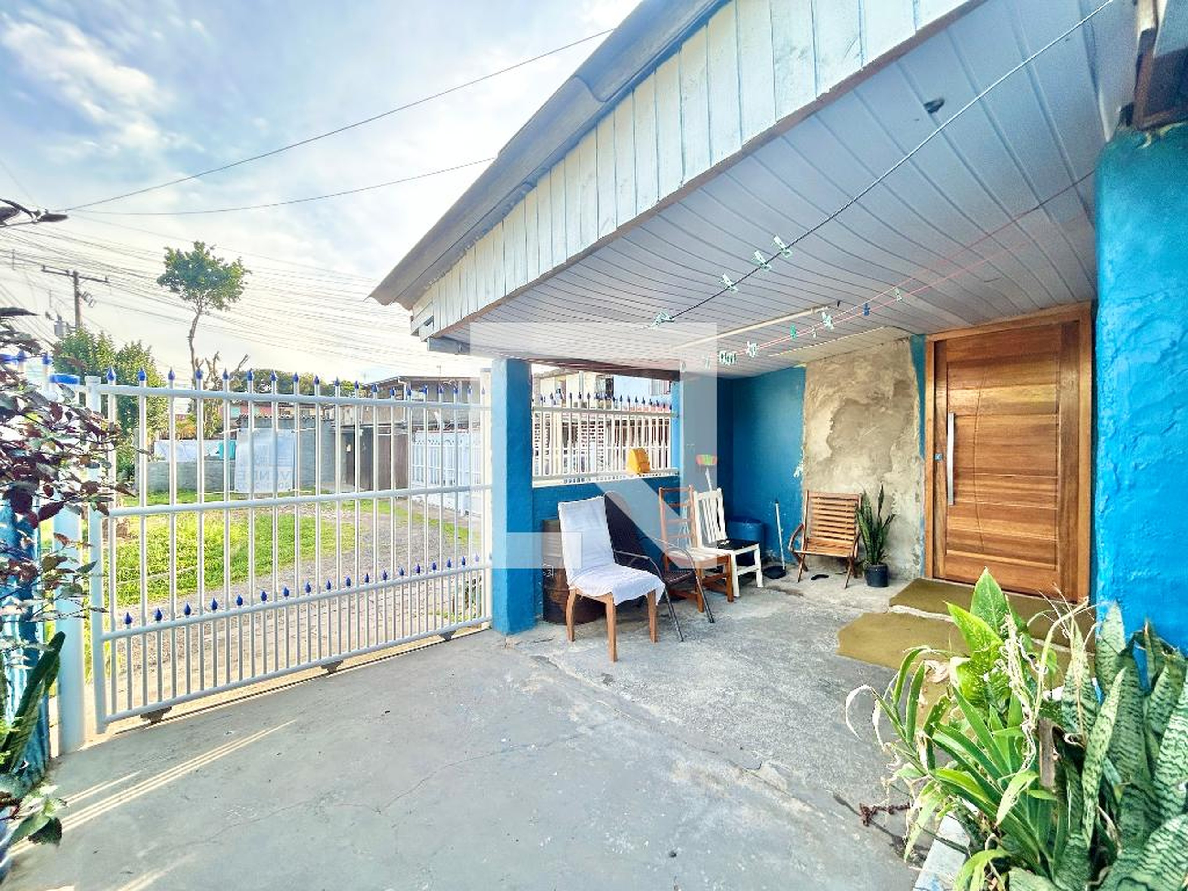 Fachada Condomínio em Rua Aparício Brito, 103