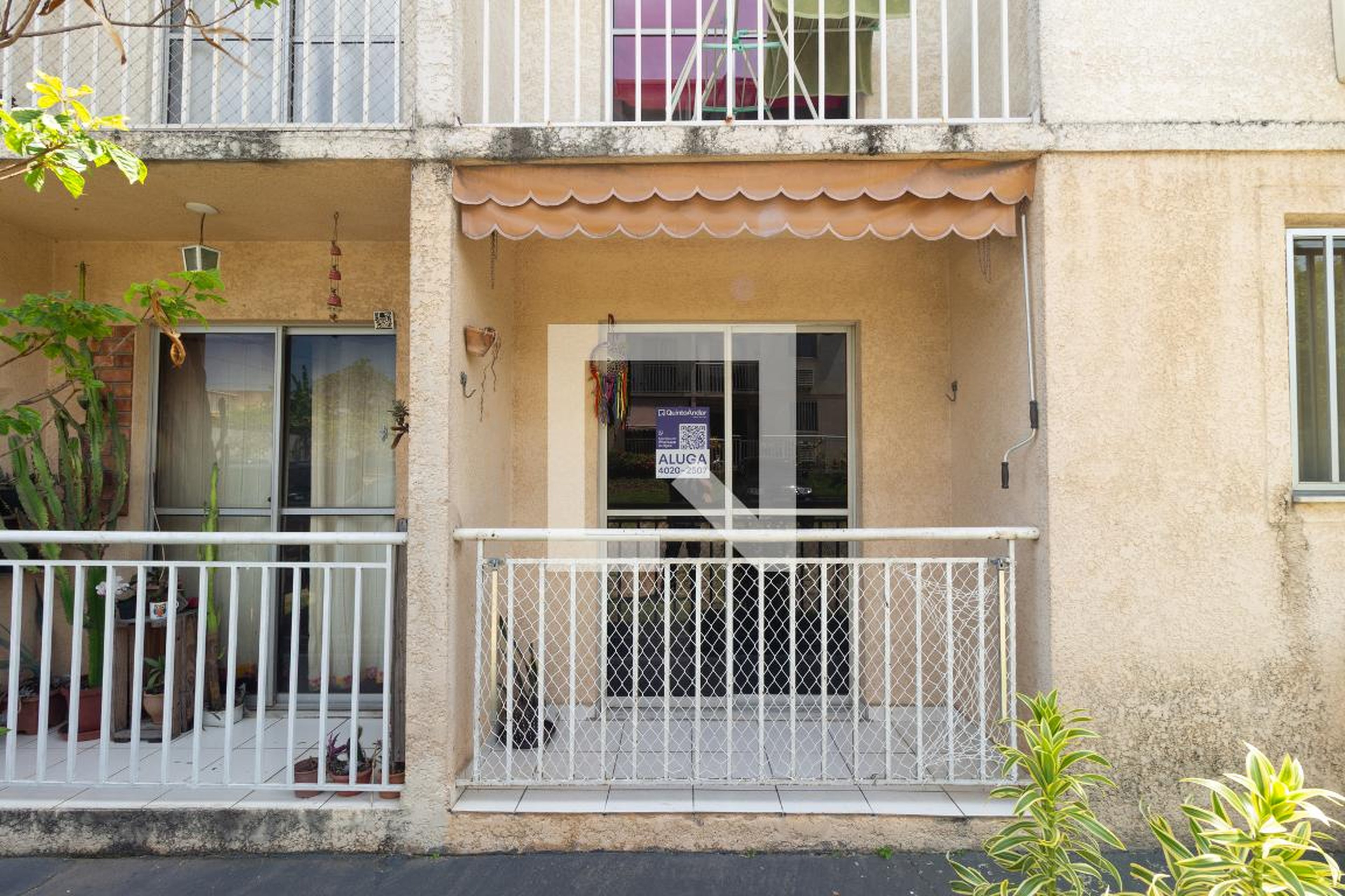 Fachada Condomínio West Residencial