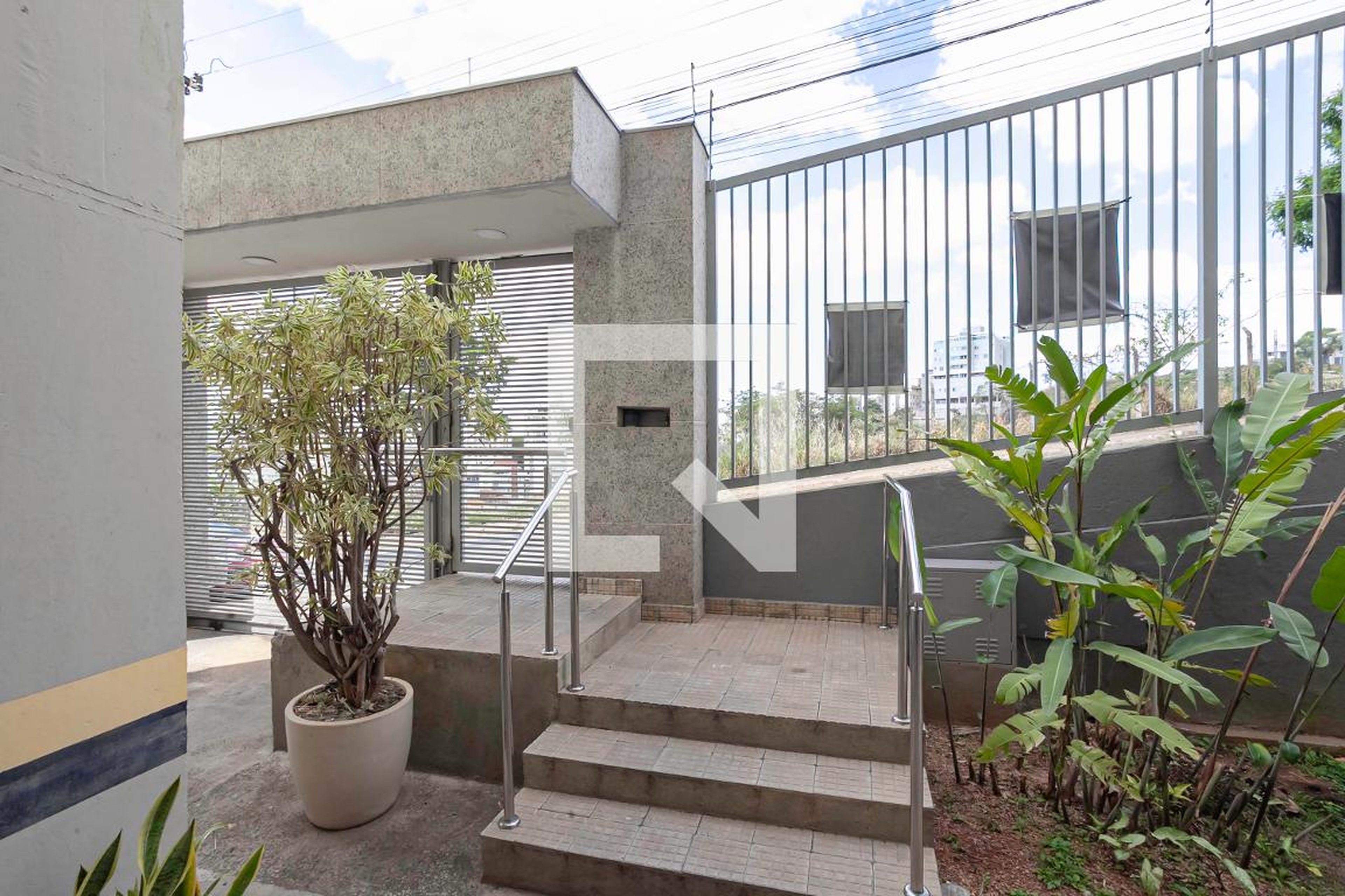 Entrada - Edifício Araucária