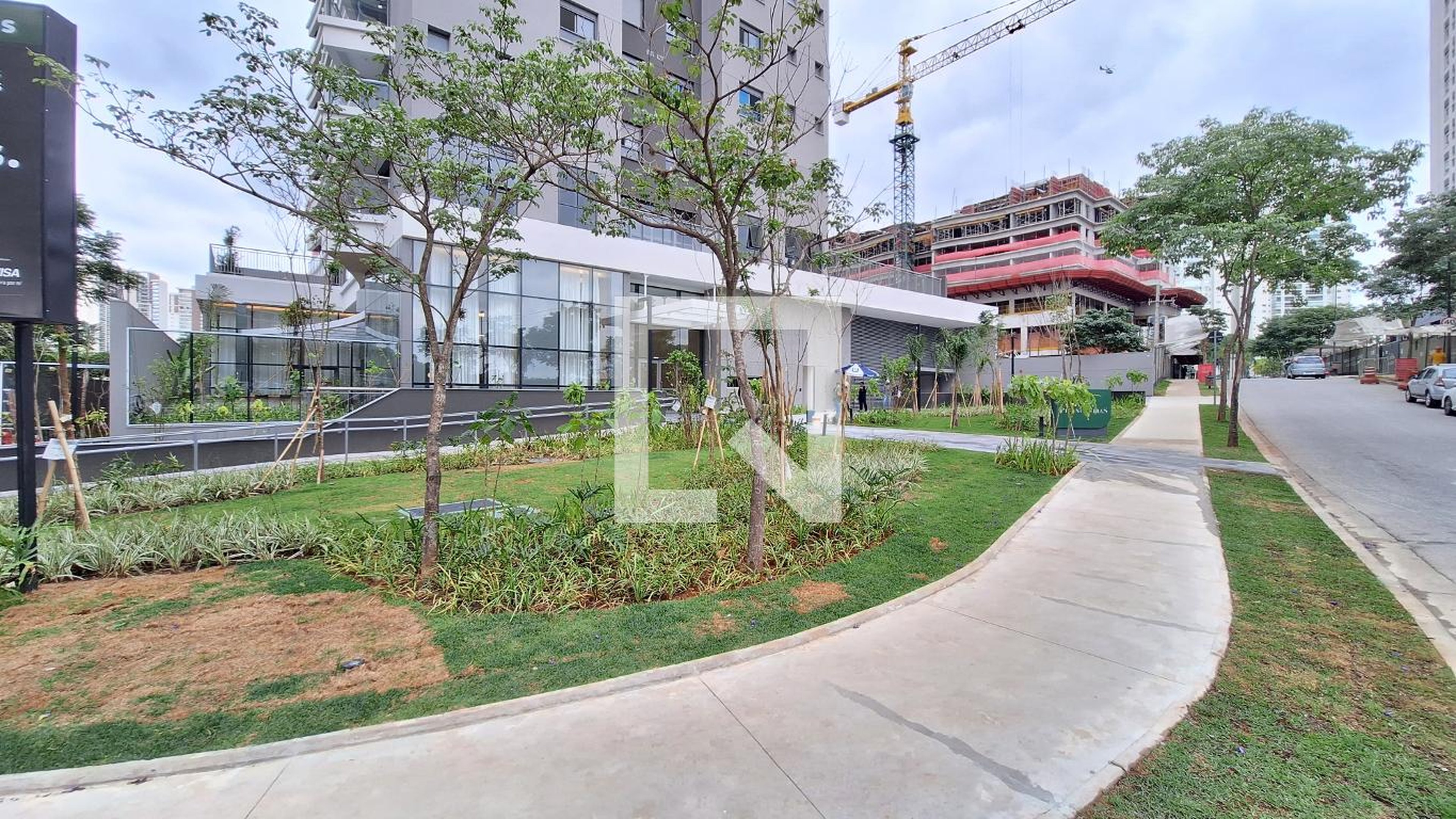 Fachada Condomínio em Rua Arnaldo José Pacífico, 22