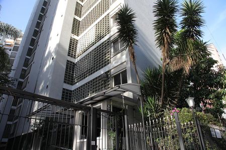 Fachada de apartamento para alugar com 3 quartos, 128m² em Cerqueira César, São Paulo