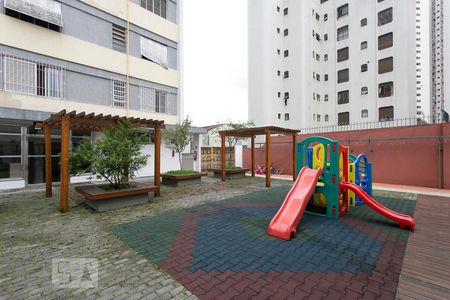 Apartamento para alugar com 125m², 3 quartos e sem vagaÁrea Comum - Playground