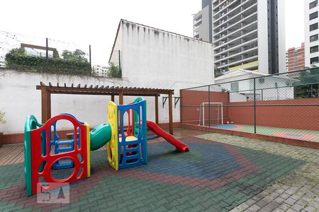 Apartamento para alugar com 125m², 3 quartos e sem vagaÁrea Comum - Playground
