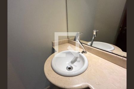 Lavabo de apartamento para alugar com 3 quartos, 141m² em Vila Mascote, São Paulo