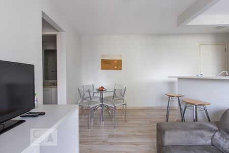 Sala de apartamento para alugar com 1 quarto, 50m² em Itaim Bibi, São Paulo