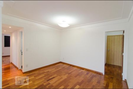 Apartamento à venda com 84m², 3 quartos e 2 vagas