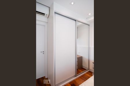 Apartamento para alugar com 48m², 1 quarto e 1 vaga Apartamento para alugar com 48m², 1 quarto e 1 vagaSuíte