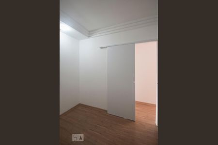 Quarto 01 de apartamento para alugar com 2 quartos, 42m² em Indianópolis, São Paulo