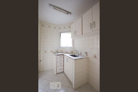 Cozinha de apartamento para alugar com 1 quarto, 64m² em Centro, Campinas