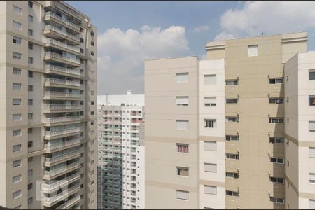 Apartamento para alugar com 132m², 3 quartos e 2 vagas Apartamento para alugar com 132m², 3 quartos e 2 vagasVista