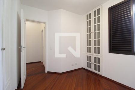 Quarto 1 de apartamento para alugar com 3 quartos, 125m² em Indianópolis, São Paulo