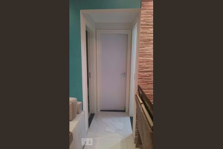 Corredor  de apartamento para alugar com 2 quartos, 43m² em Vila Miguel Vicente Cury, Campinas