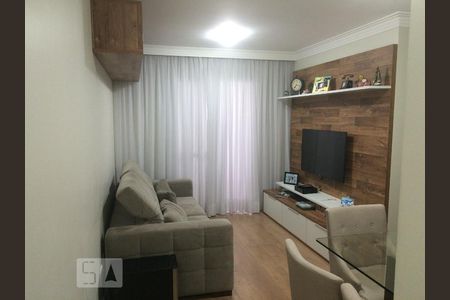Sala de Jantar para dois ambientes (com espelho e painel de TV planejados) de apartamento para alugar com 3 quartos, 76m² em Vila Ipojuca, São Paulo