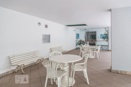 Apartamento à venda com 92m², 2 quartos e 1 vaga Apartamento à venda com 92m², 2 quartos e 1 vagaÁrea Comum