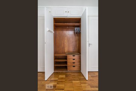 Apartamento à venda com 92m², 2 quartos e 1 vaga Apartamento à venda com 92m², 2 quartos e 1 vagaDormitório 02