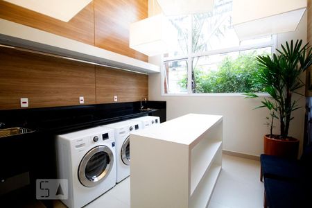 Studio para alugar com 45m², 1 quarto e 1 vaga Studio para alugar com 45m², 1 quarto e 1 vagaLavanderia