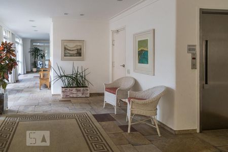 Apartamento à venda com 76m², 2 quartos e 1 vagaHall de entrada