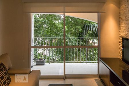 Varanda de apartamento à venda com 2 quartos, 75m² em Vila Nova Conceição, São Paulo