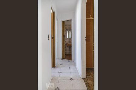Corredor de apartamento para alugar com 2 quartos, 60m² em Vila Clementino, São Paulo