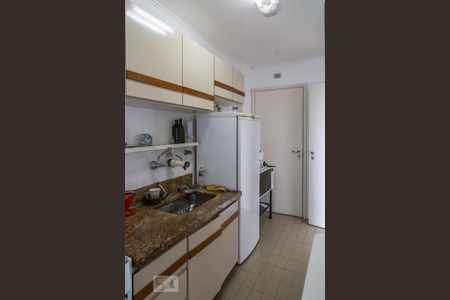 Apartamento para alugar com 88m², 3 quartos e 2 vagas Apartamento para alugar com 88m², 3 quartos e 2 vagasCozinha