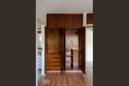 Suíte de apartamento para alugar com 2 quartos, 100m² em Bosque, Campinas