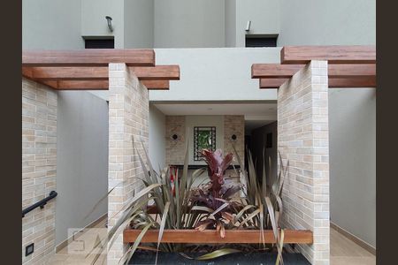 Apartamento para alugar com 71m², 3 quartos e 1 vaga Apartamento para alugar com 71m², 3 quartos e 1 vagaHall de entrada