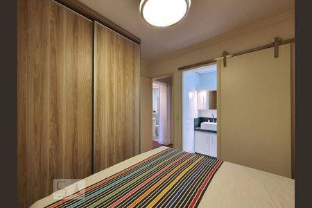 Suíte de apartamento à venda com 3 quartos, 71m² em Vila Firmiano Pinto, São Paulo