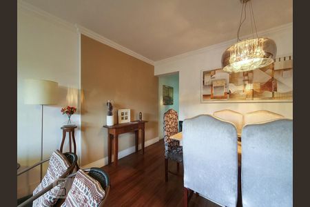 Sala de apartamento à venda com 3 quartos, 71m² em Vila Firmiano Pinto, São Paulo